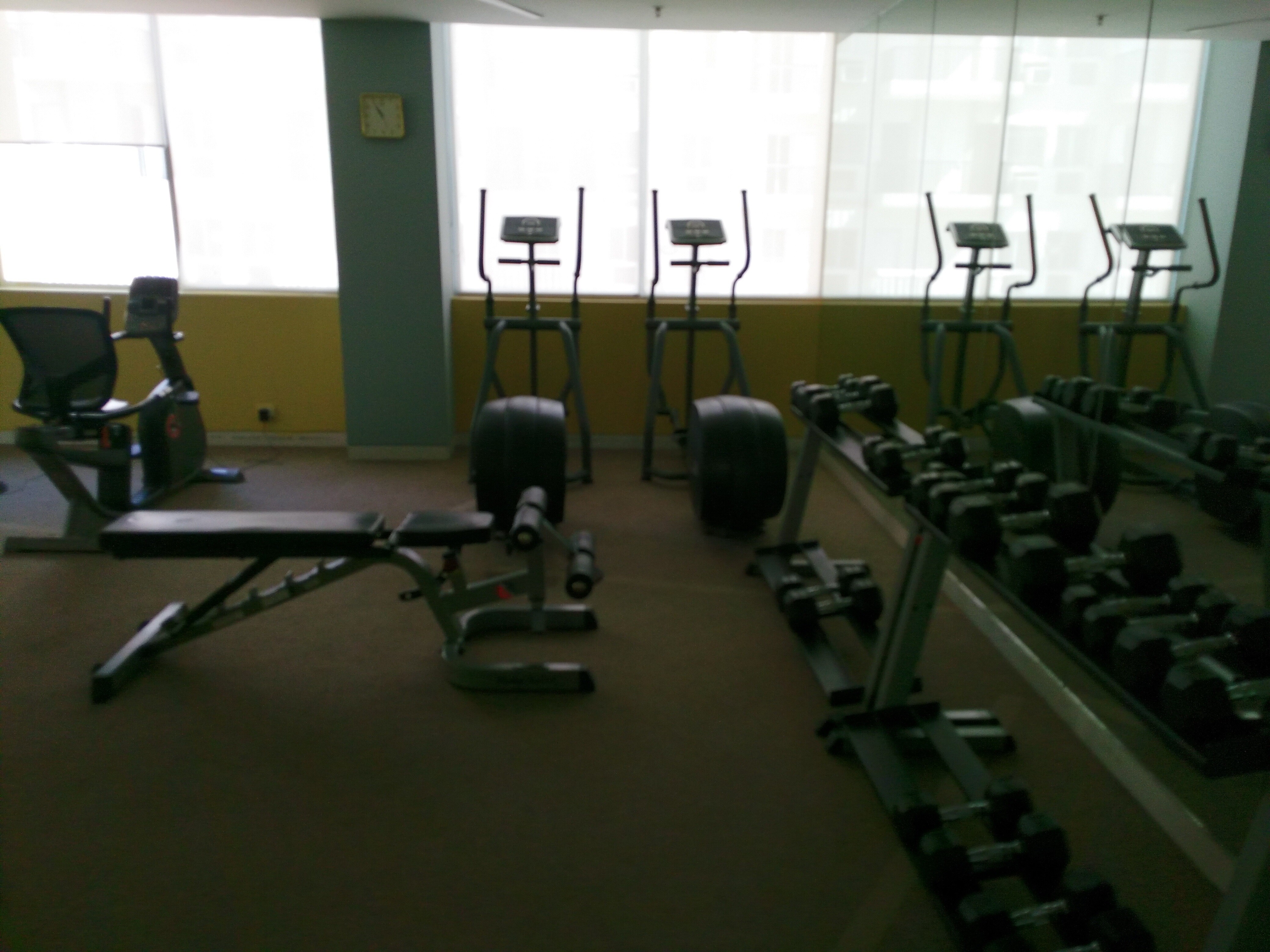 Sare Crescent Parc Gymnasium Image