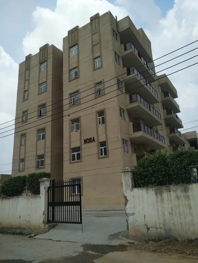 Satya Nora Apartment Exteriors