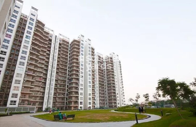 Spaze Privy Tower View 8