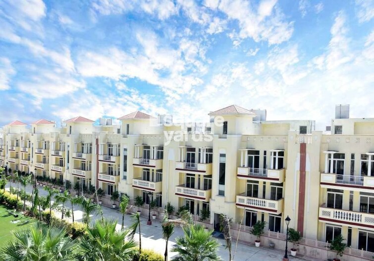 SS Almeria Amenities-Features