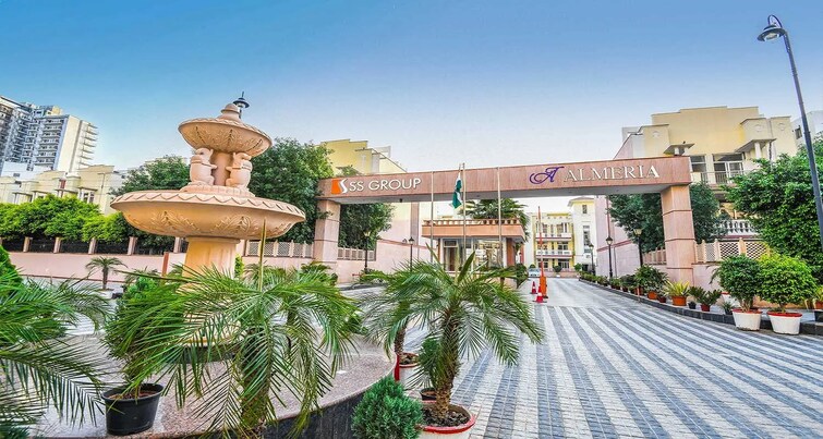 SS Almeria Entrance View