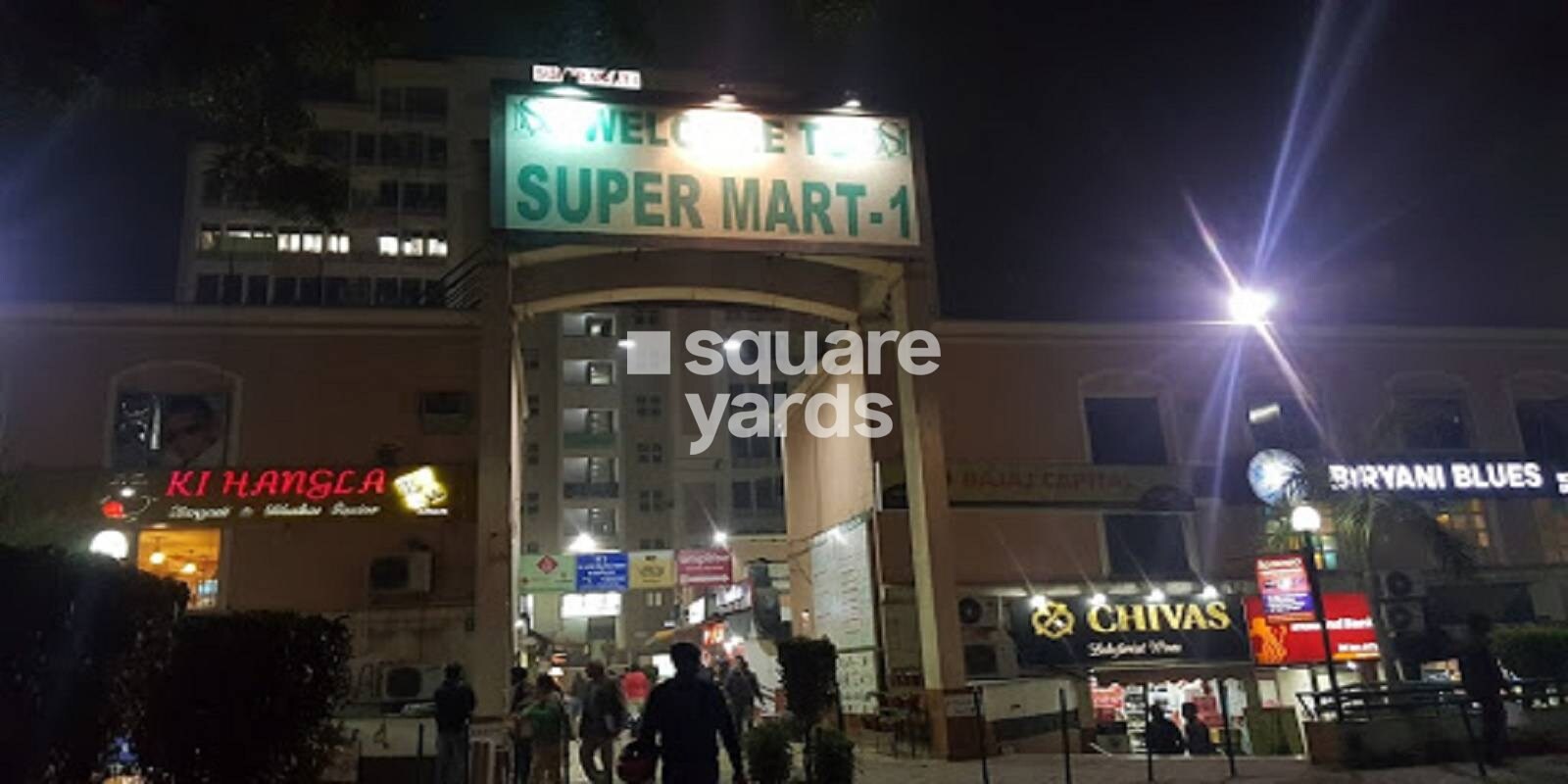 super-mart-1