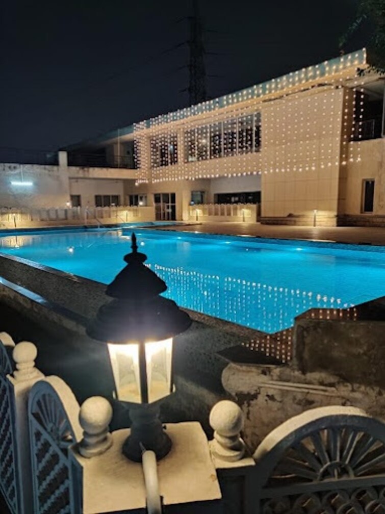 Unitech Escape Amenities-Features 1