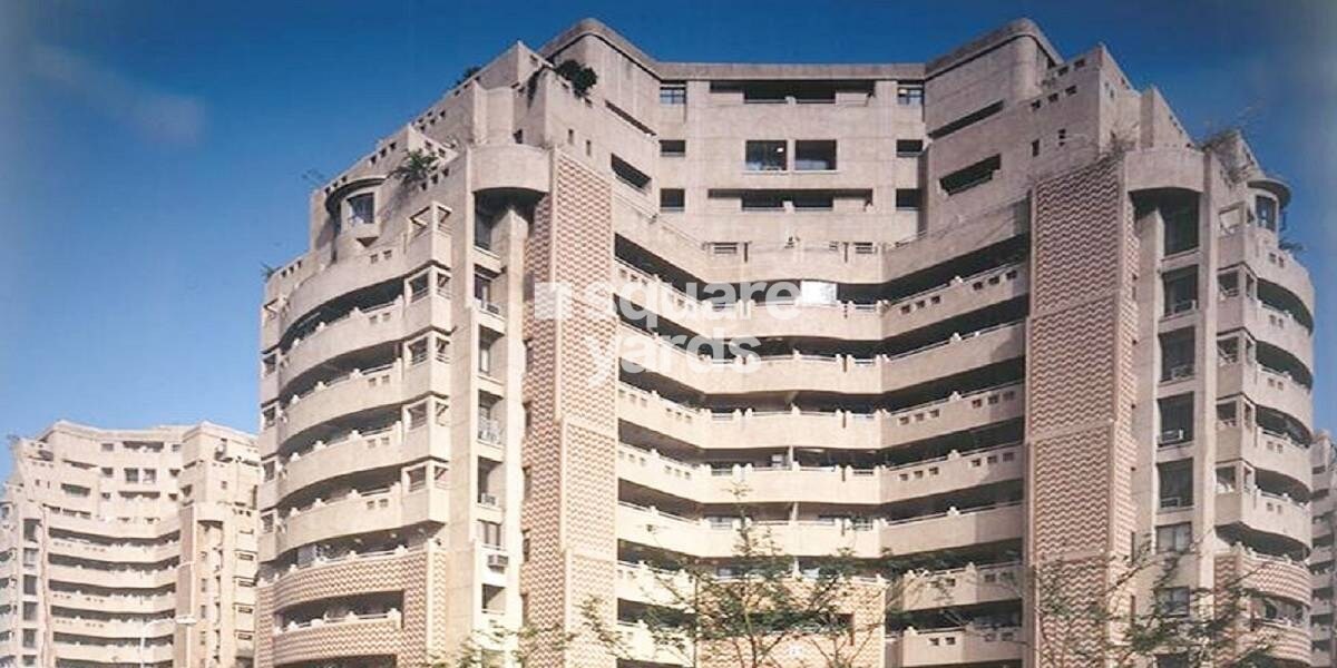 Unitech Heritage City Tower View