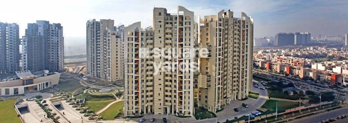 Unitech The Close South Tower View 3