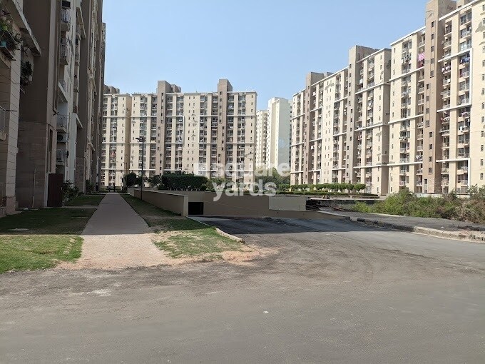 Unitech Uniworld Gardens