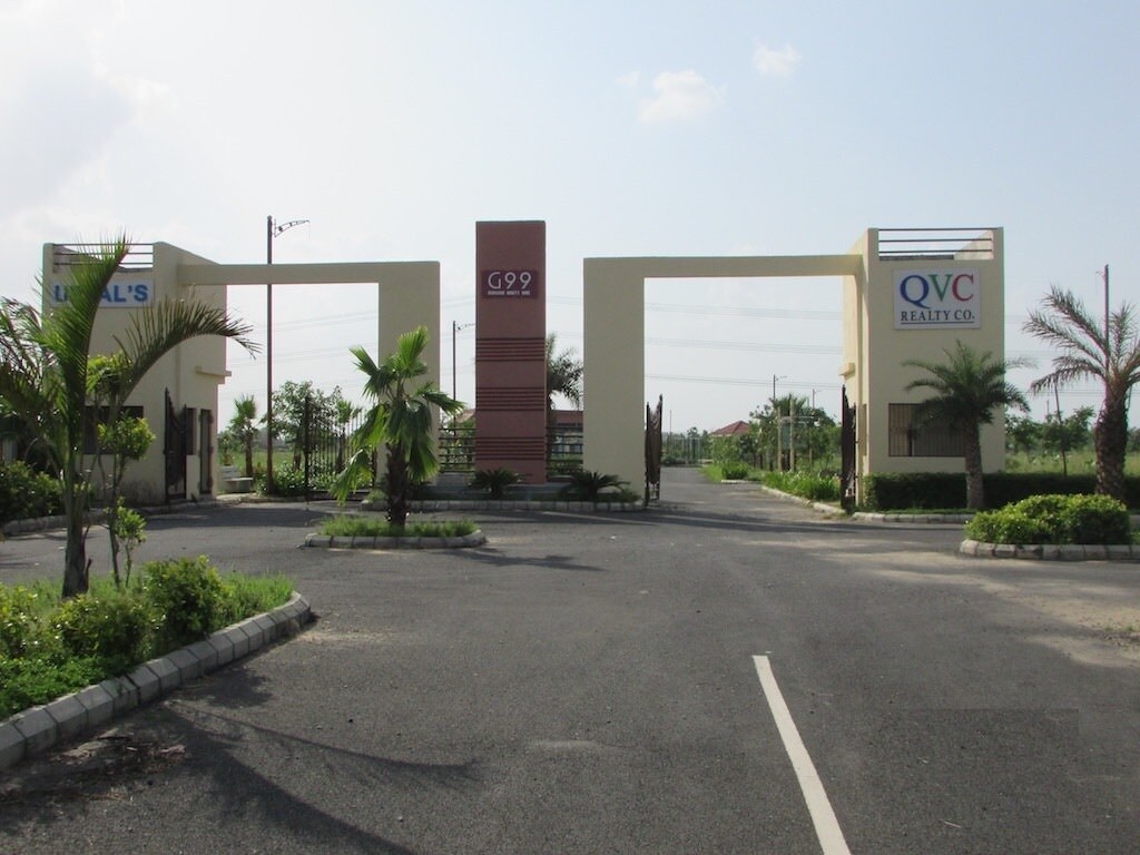 Uppal Gurgaon 99 Entrance View