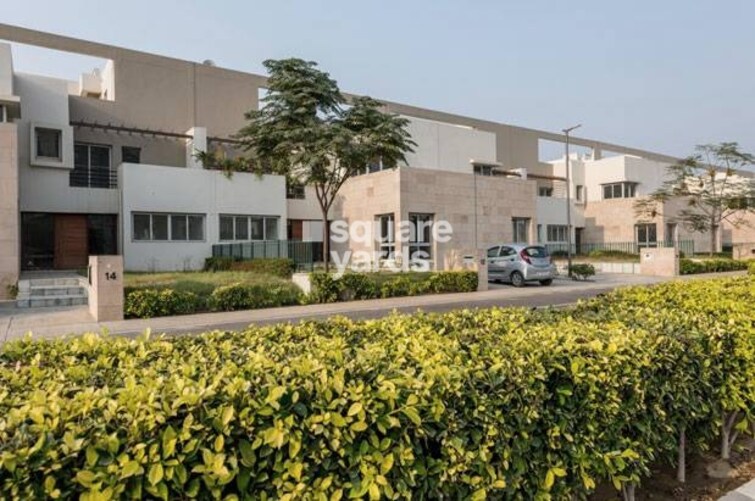 Vatika Signature Villas Tower View 2