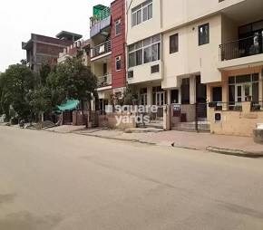 DLF Pink Town House