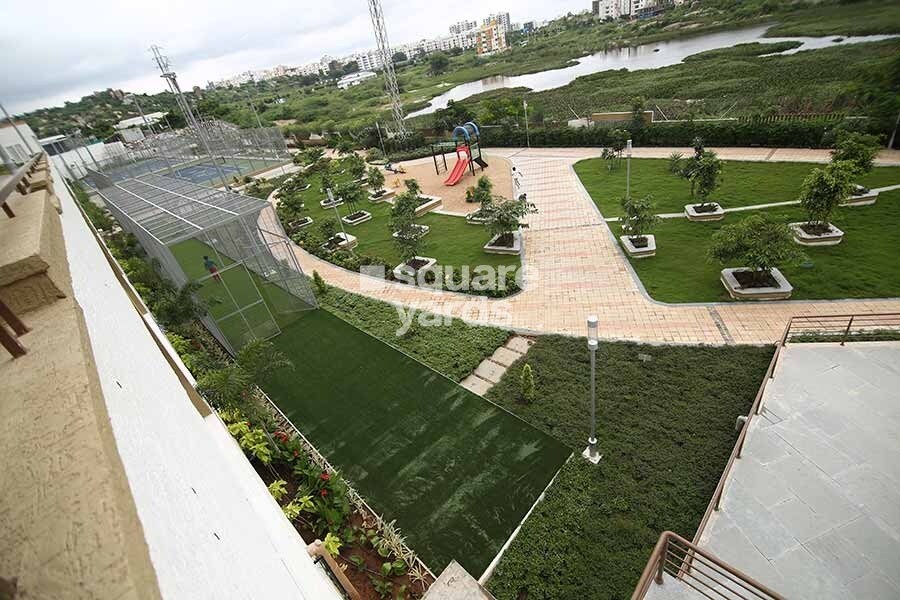 Aparna HillPark Lake Breeze