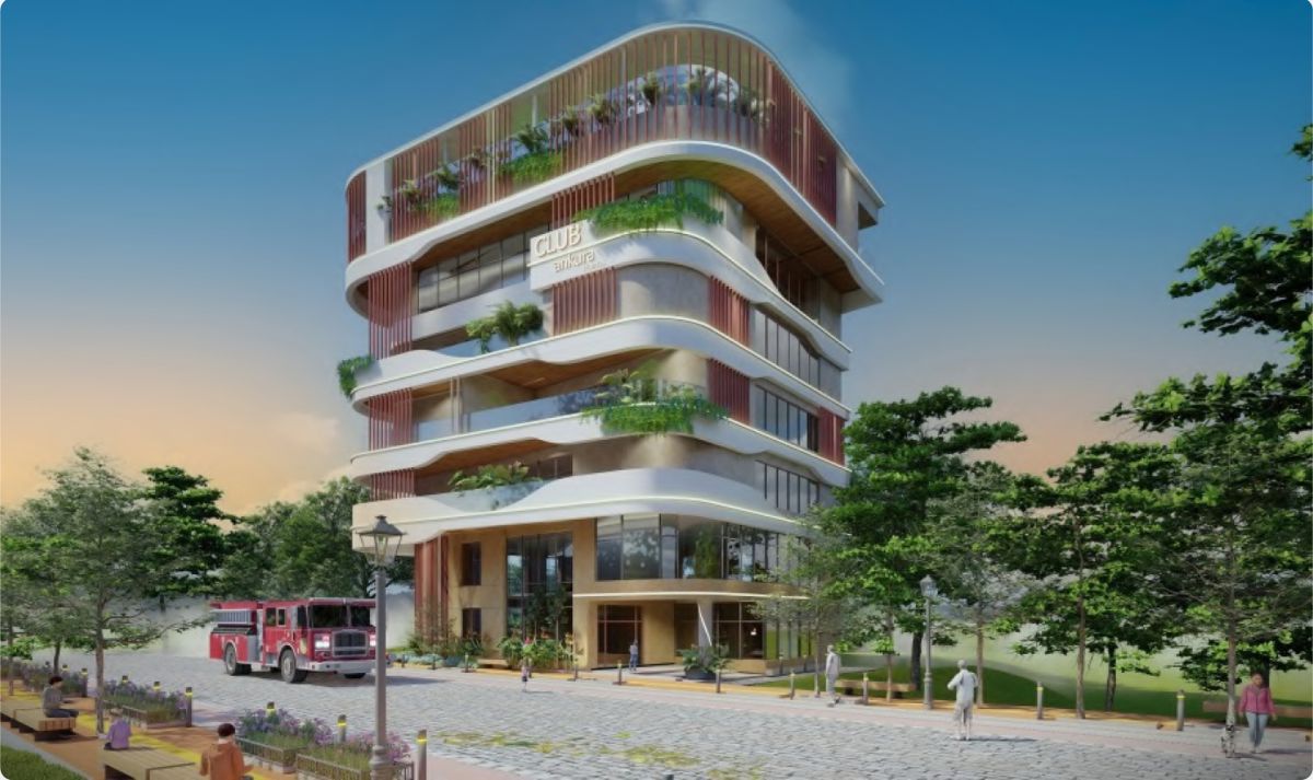 Breeze In The Courtyard