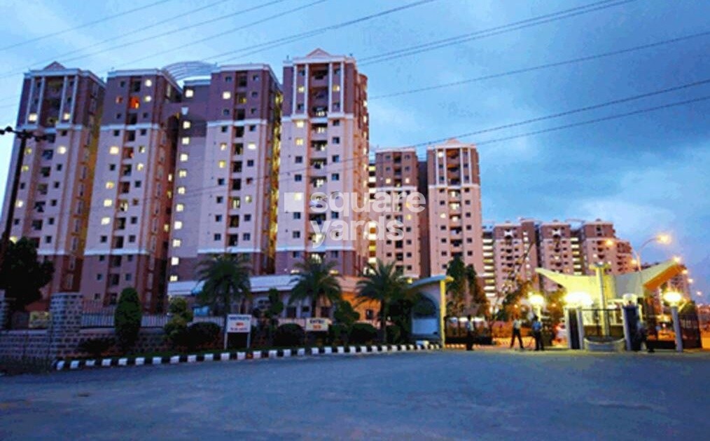 L and T Serene County