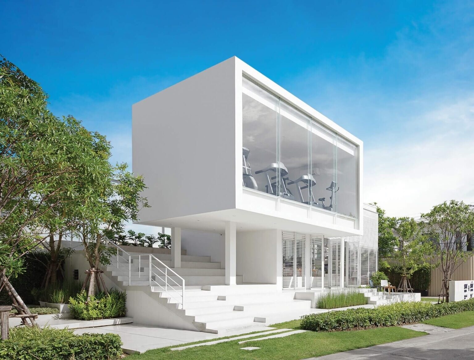 Neemsboro Manavooru Clubhouse External Image