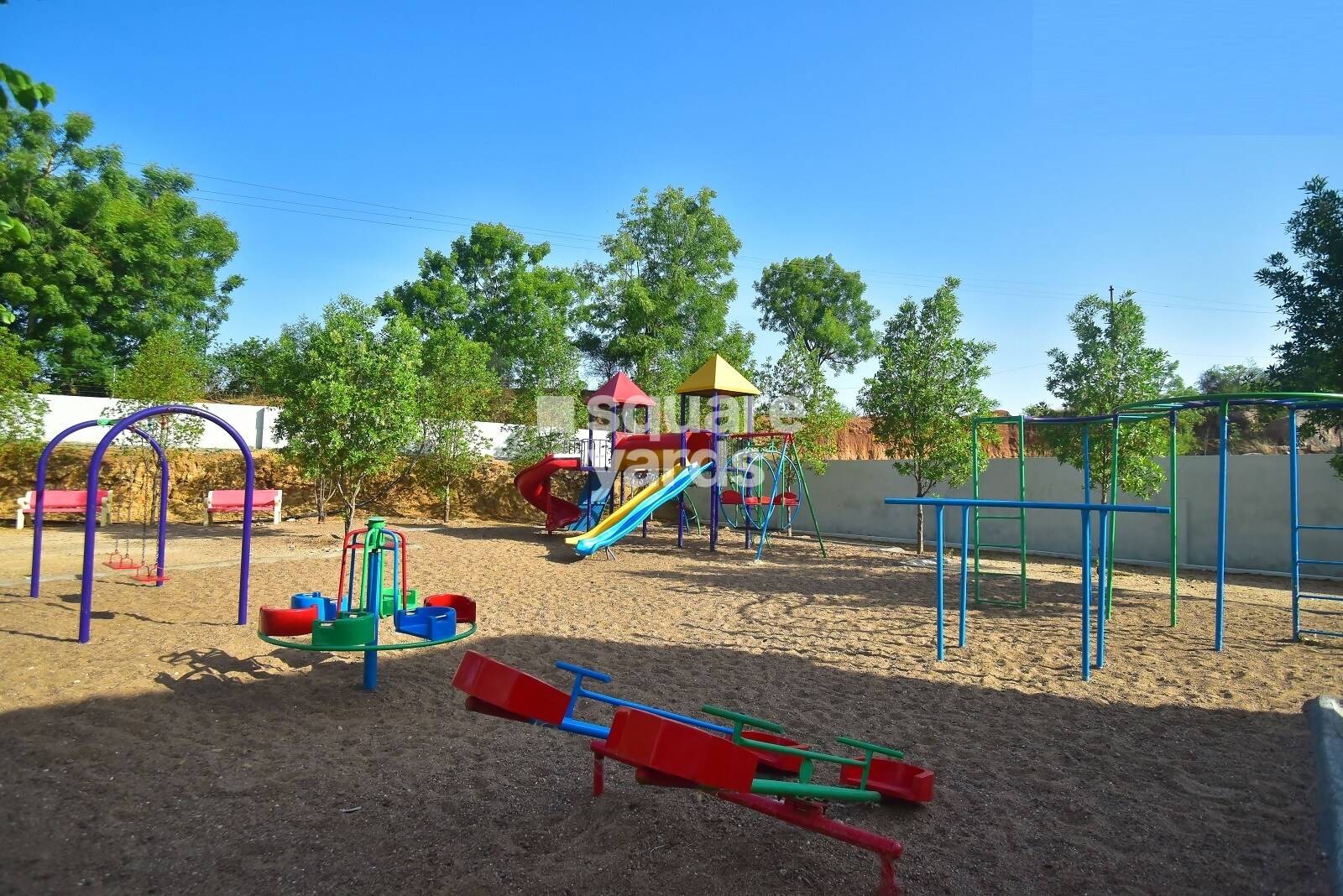 Praneeth Pranav Blooms Amenities-Features