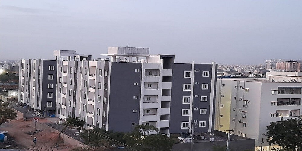 Pristine IVY Nest Apartment Exteriors