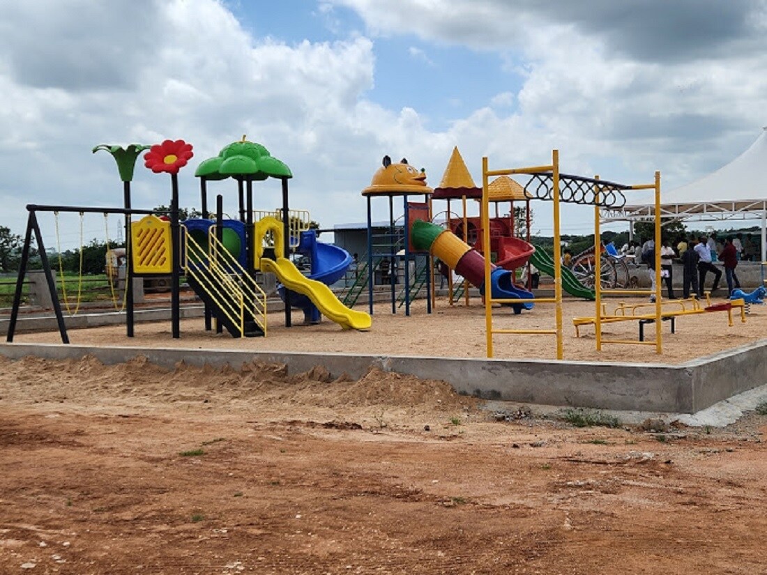 Raj Iconic Amenities-Features