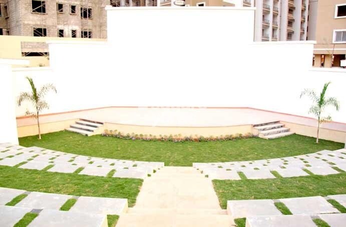 SMR Vinay Fountainhead Amenities-Features 4