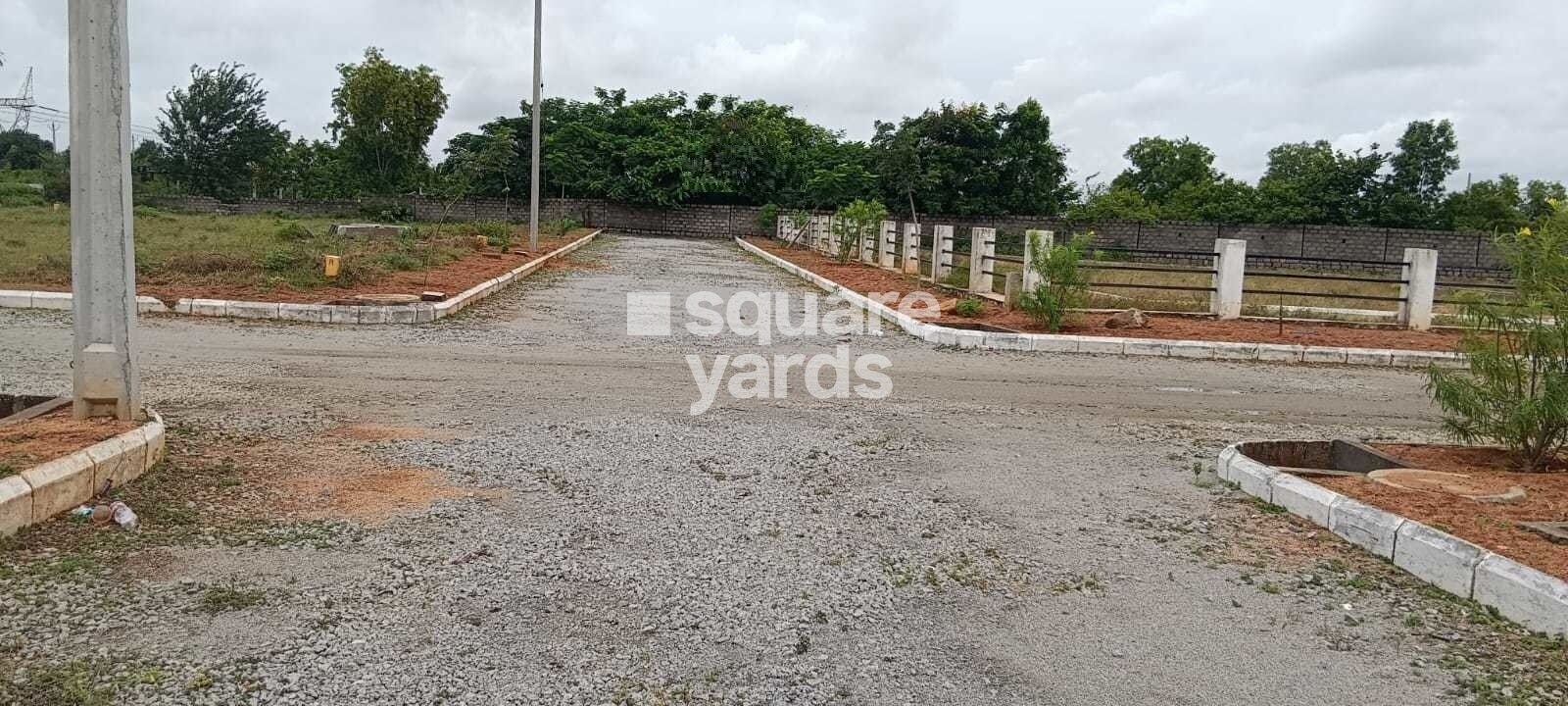 Sreeman Grand Elite Srinivasam Amenities-Features