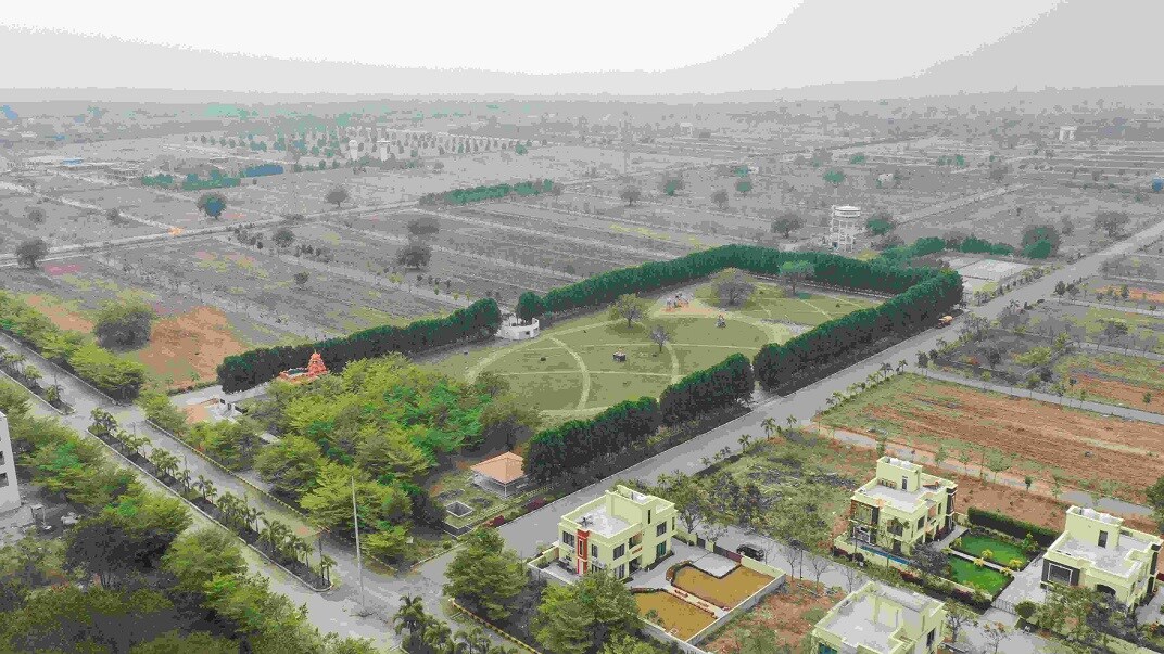 Subhagruha Sukrithi IIT County Plot Images 1