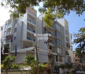 Select 15 Apartment