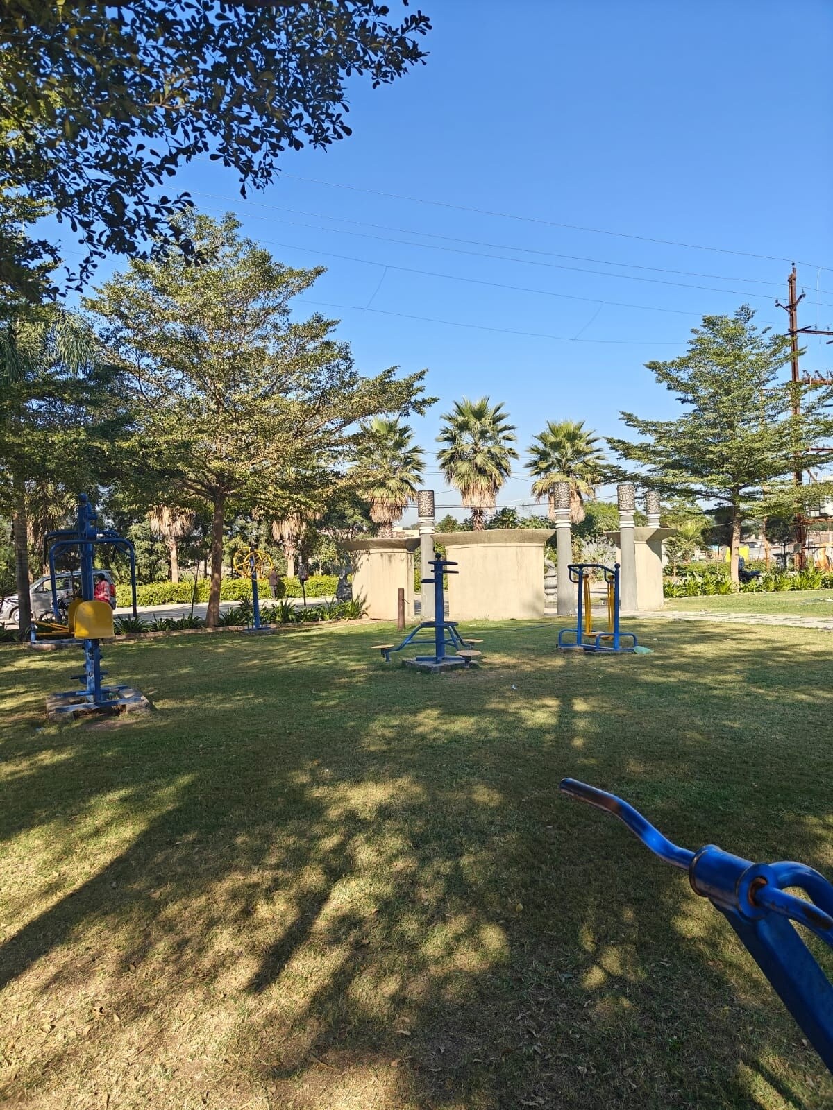 Graceland Highway Avenue