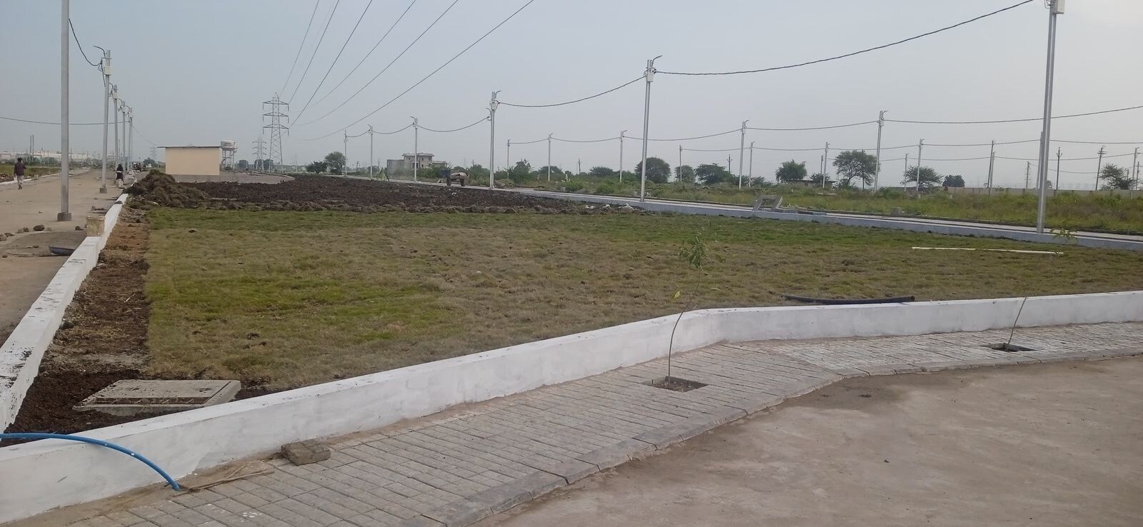 Graceland Highway Avenue