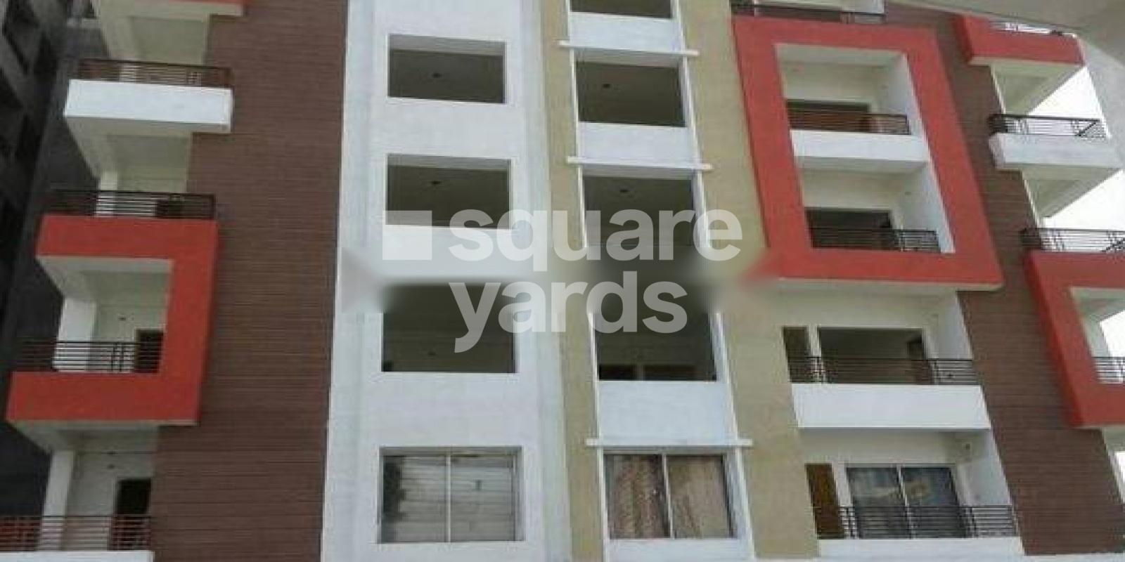 Oasis Green Apartment Featured Image