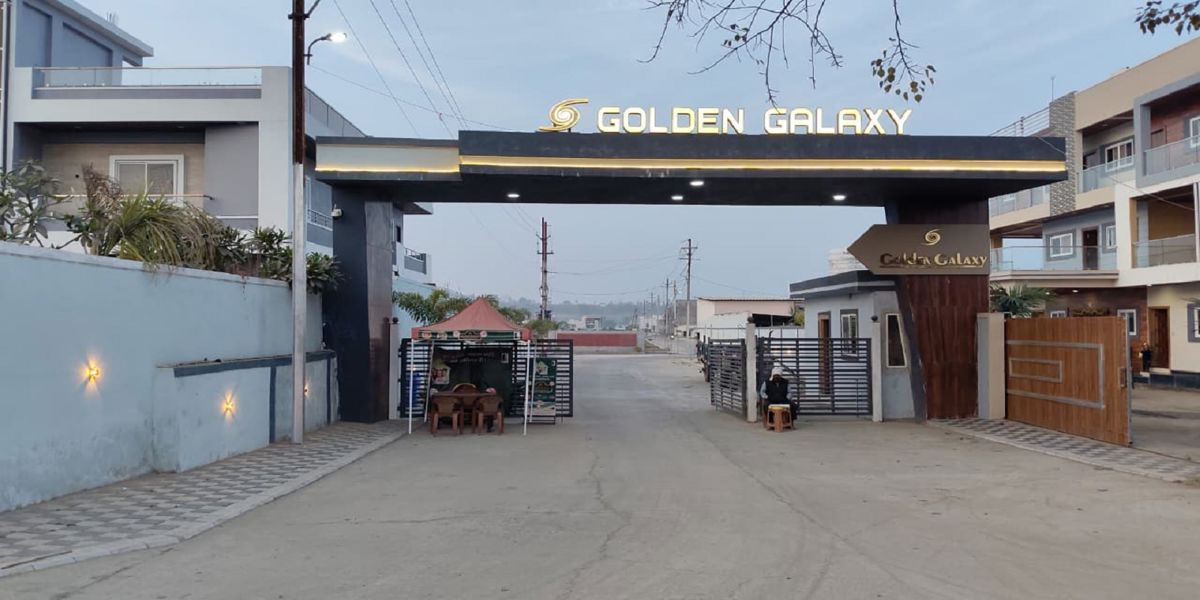 Rich Golden Galaxy