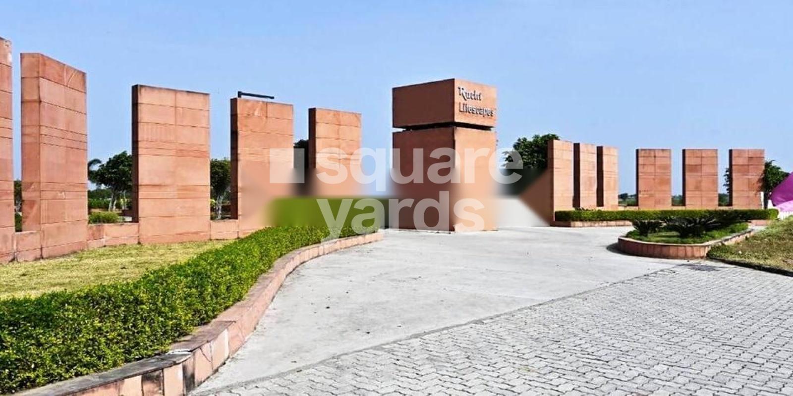 Ruchi Lifescapes residential project in AB Bypass Road