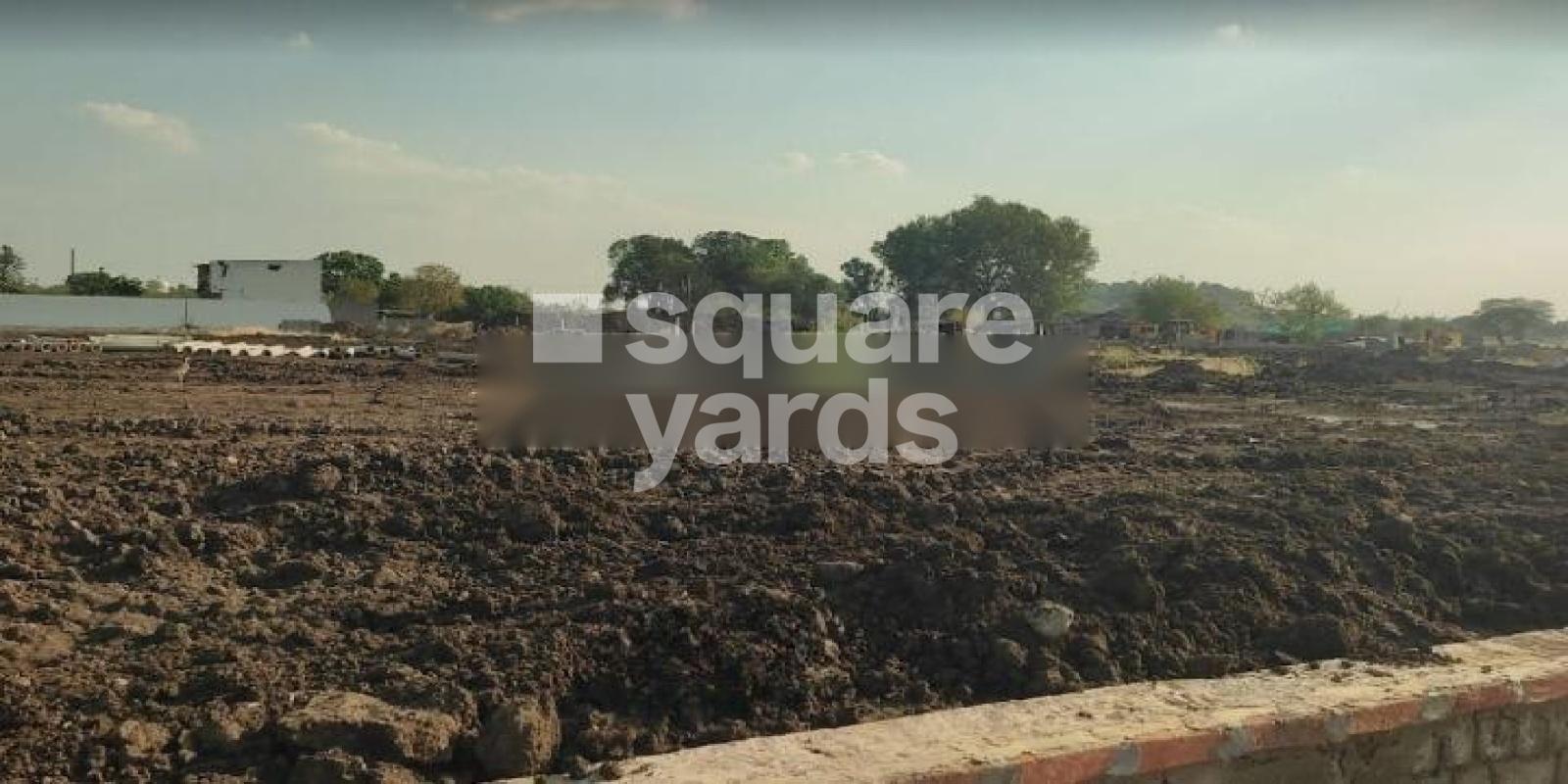 S And G Kalindi Corridor