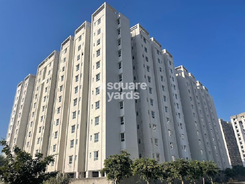 Aashish Aamor Apartment Exteriors