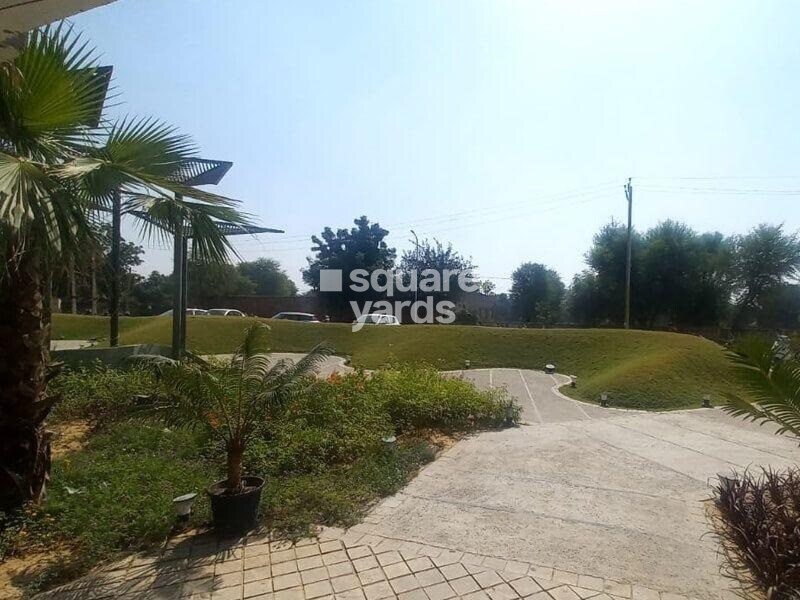 Ashish Govardhan Heights