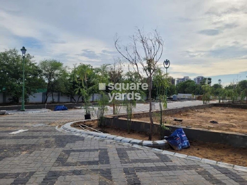 Captain Enclave Plot Images 3