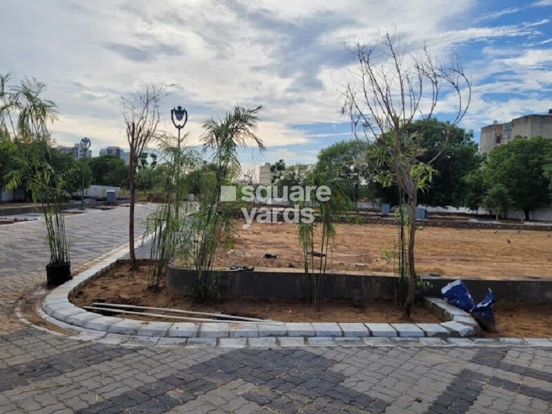 Captain Enclave Plot Images 4