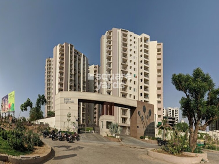 Cedar Luxuria Apartment Exteriors 1