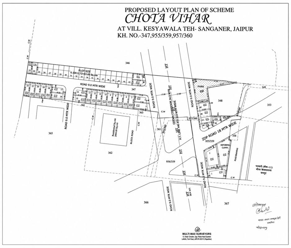 Chota-Vihar_an old photo of a building with graffiti on it