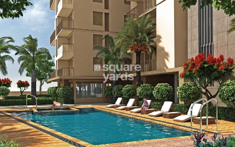 Felicity Roongtas Aventura