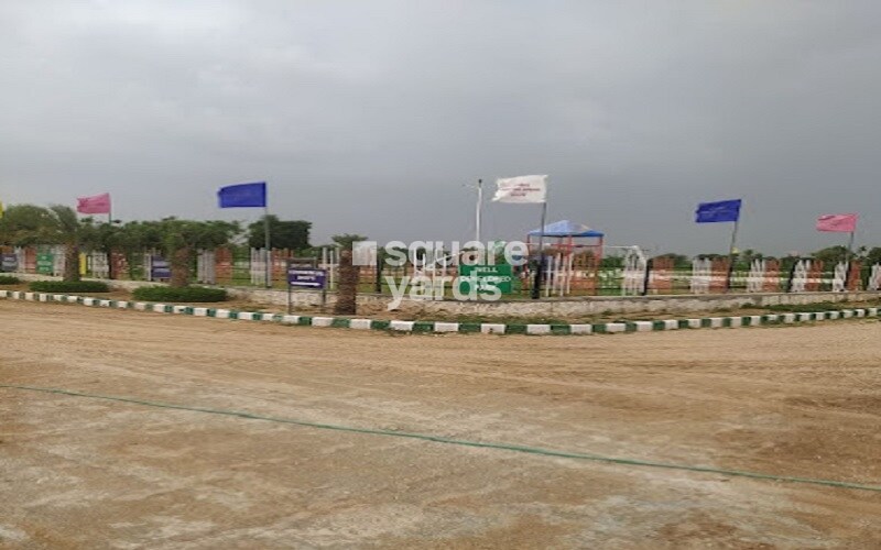 Friends Shree Radha Govind Villa