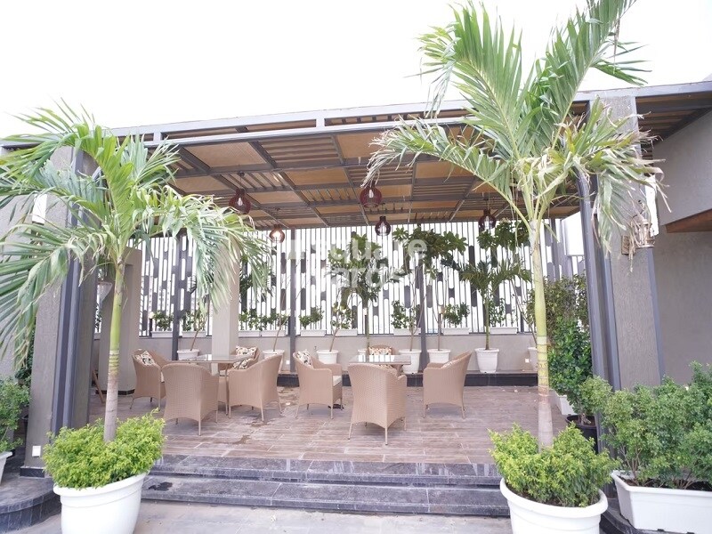 Manglam Mayfair Elite