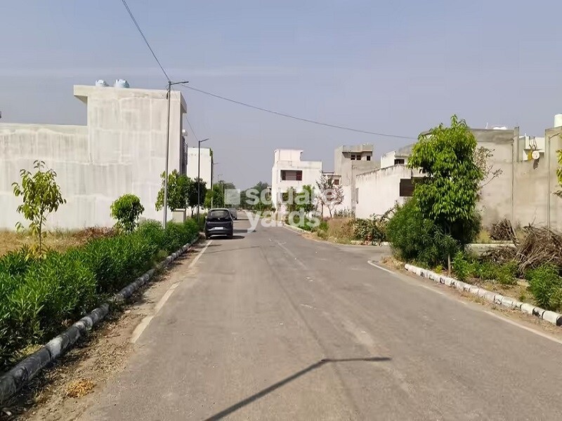 Riyasat The Ring Niketan Plot Images 3