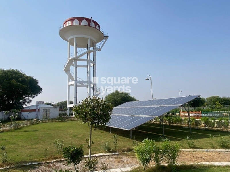 Roylux The Park Royal