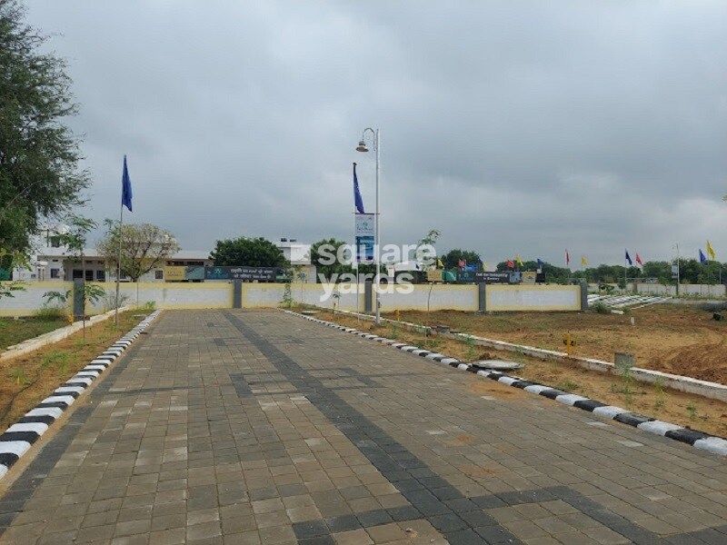 Roylux The Park Royal