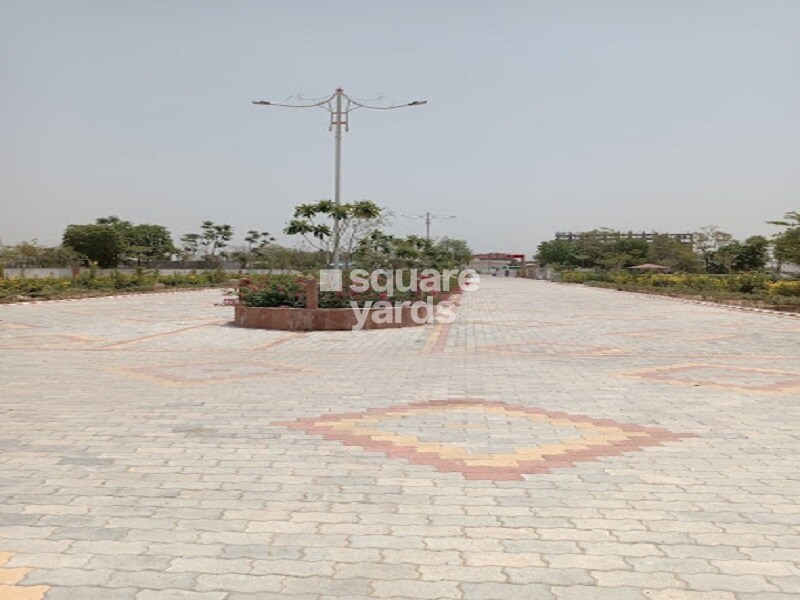 Roylux The Royal Kunj