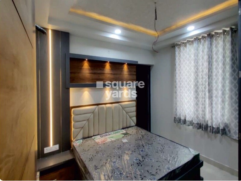 Shree The Pearl