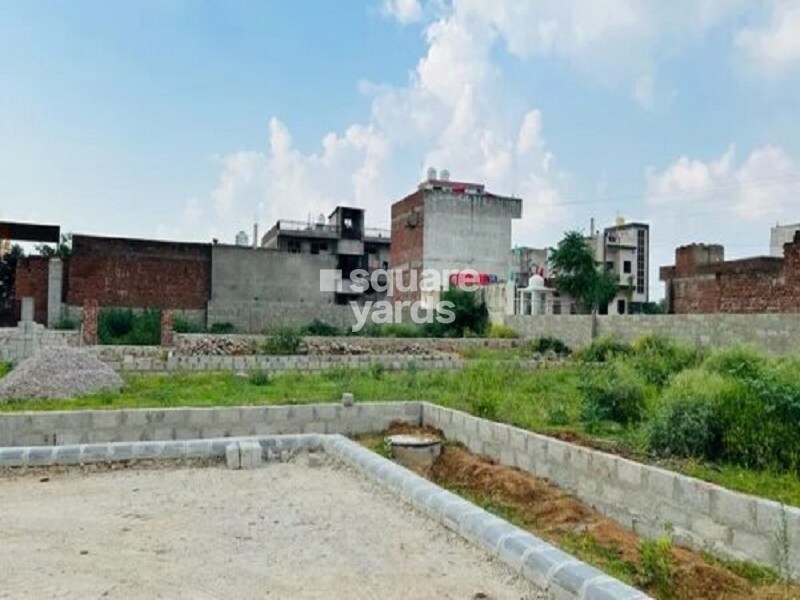 The Crown Siyaram Enclave