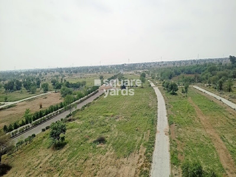 Trimurty The Future City Plot Images 4