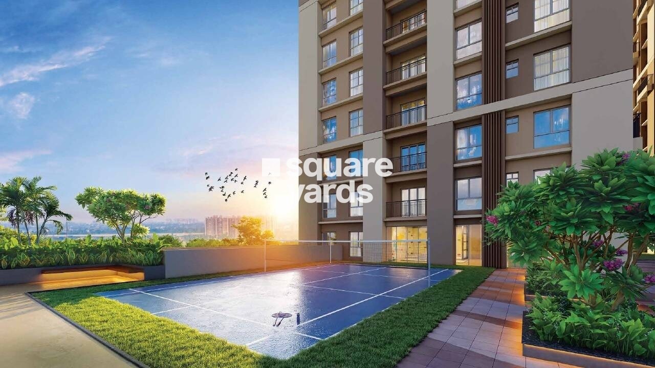 Realmark Seasonss Amenities-Features 1