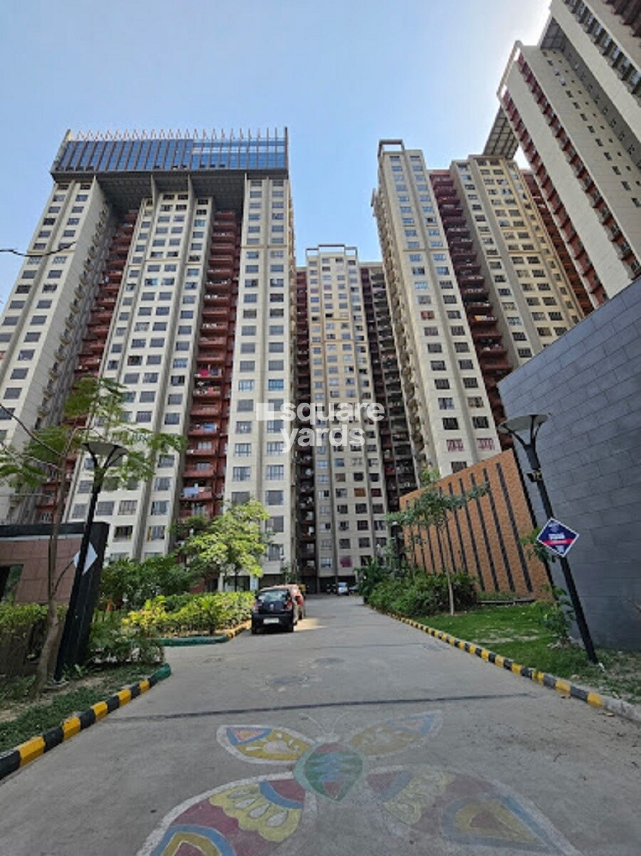 Siddha Eden Lakeville Tower View 7
