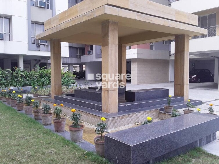 Siddha Pine Woods Amenities-Features
