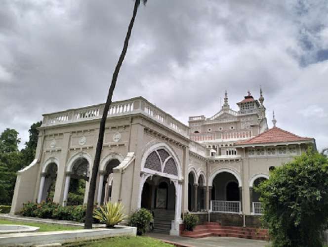 Aga Khan Palace Park,  Kalyani Nagar